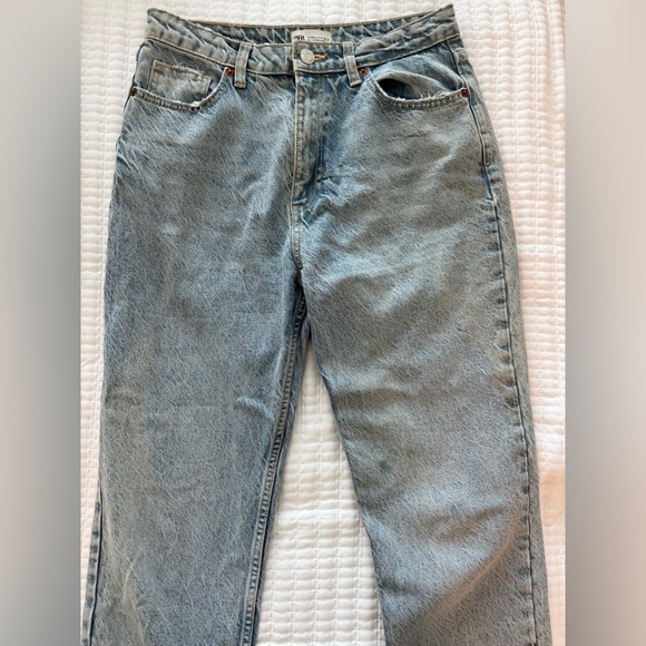 Zara Mom Jeans - Picture 1 of 5